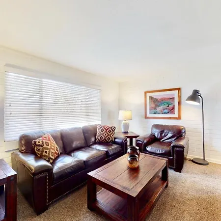Purple Sage Flats #3 Apartment